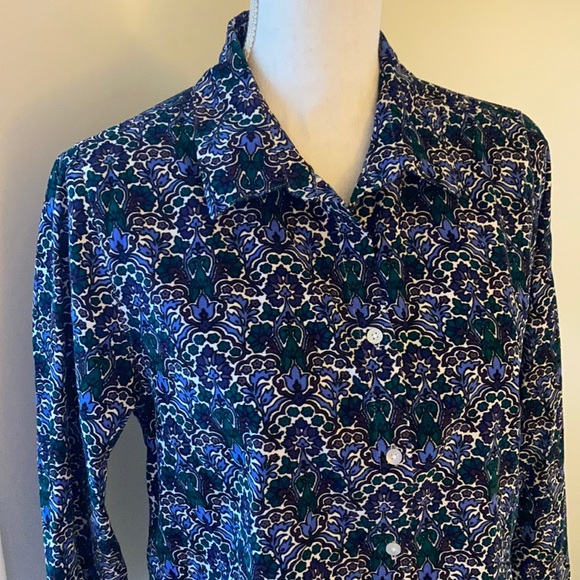 Talbots • Fine Corduroy Patterned Button Up - Picture 2 of 13